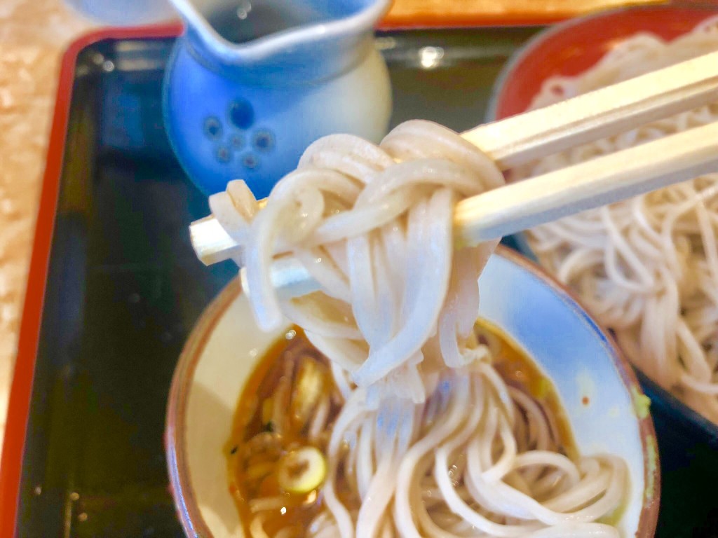 6402D852-3291-43B4-B1D2-20EAAAC809E3