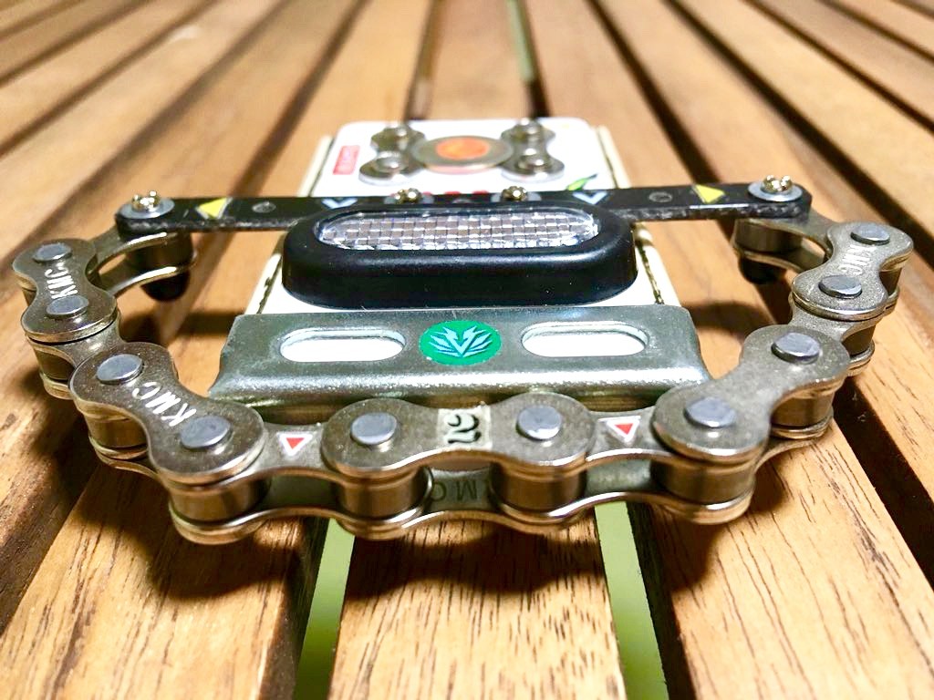 0775A7E3-FFCF-40B2-AA49-003DA6097384