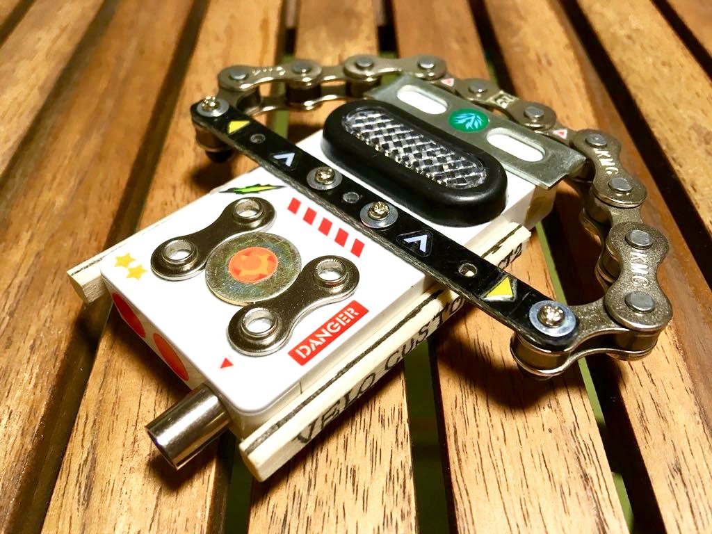 81BB451A-B3B0-4677-96EC-A037606D3ABE