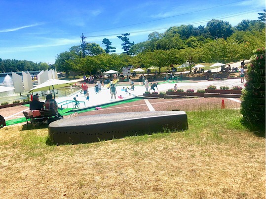 089F4E02-F1B8-4327-912D-00A73358A27D