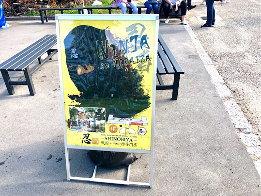 AD7EA884-7F2B-4B03-AF82-55AD9962BD61